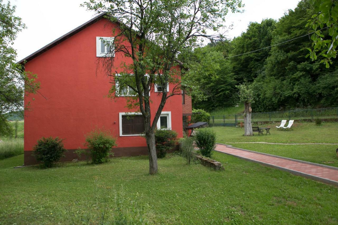 Holiday Home Modric Otočac Zewnętrze zdjęcie