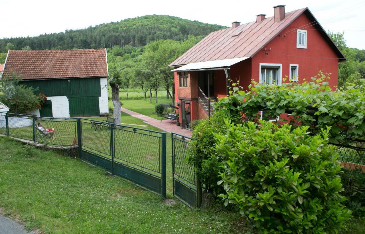 Holiday Home Modric Otočac Zewnętrze zdjęcie