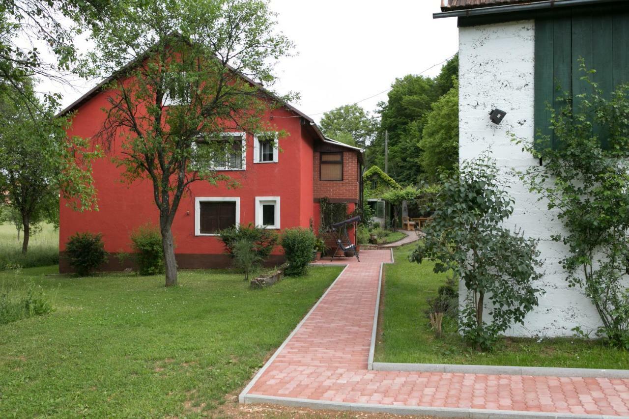 Holiday Home Modric Otočac Zewnętrze zdjęcie